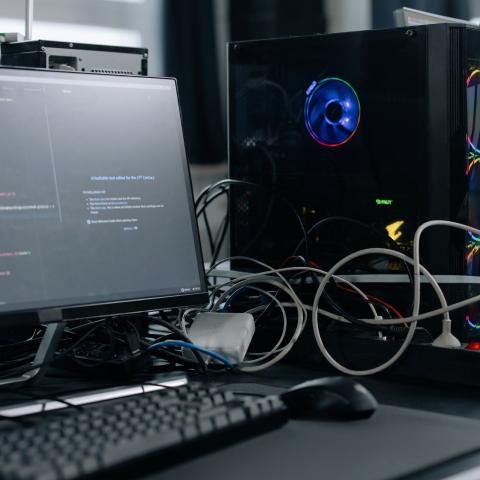Still Kicking: Why Desktop Software Isn’t Dead (and Never Really Was)
