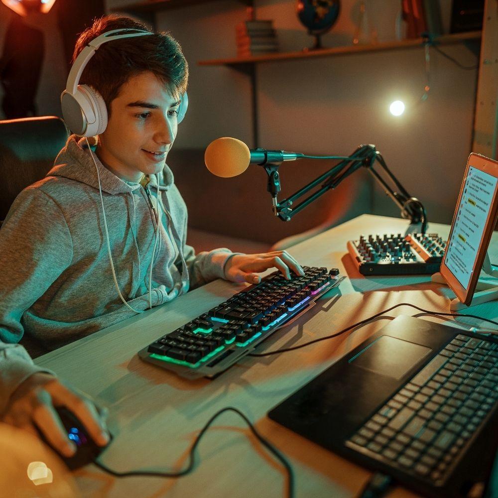 Hosting for Online Multiplayer Games