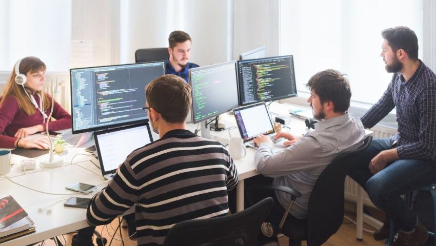 Swift Moves: Building Killer Apps with Apple’s Language
